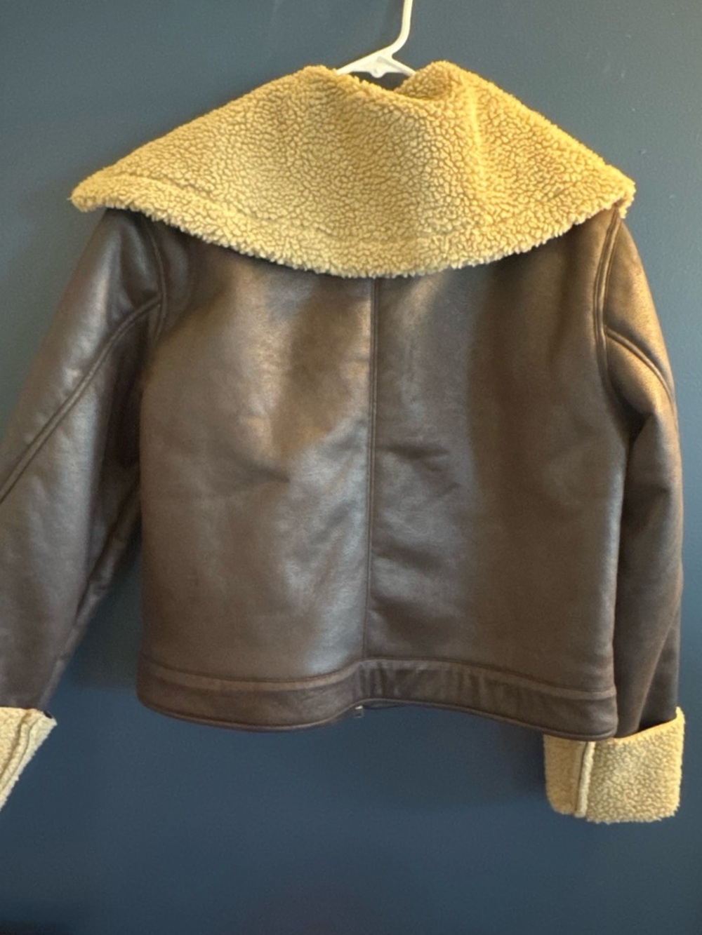 NWOT Universal Thread Women’s  Brown Faux Leather Jacket with Cream Sherpa Colla
